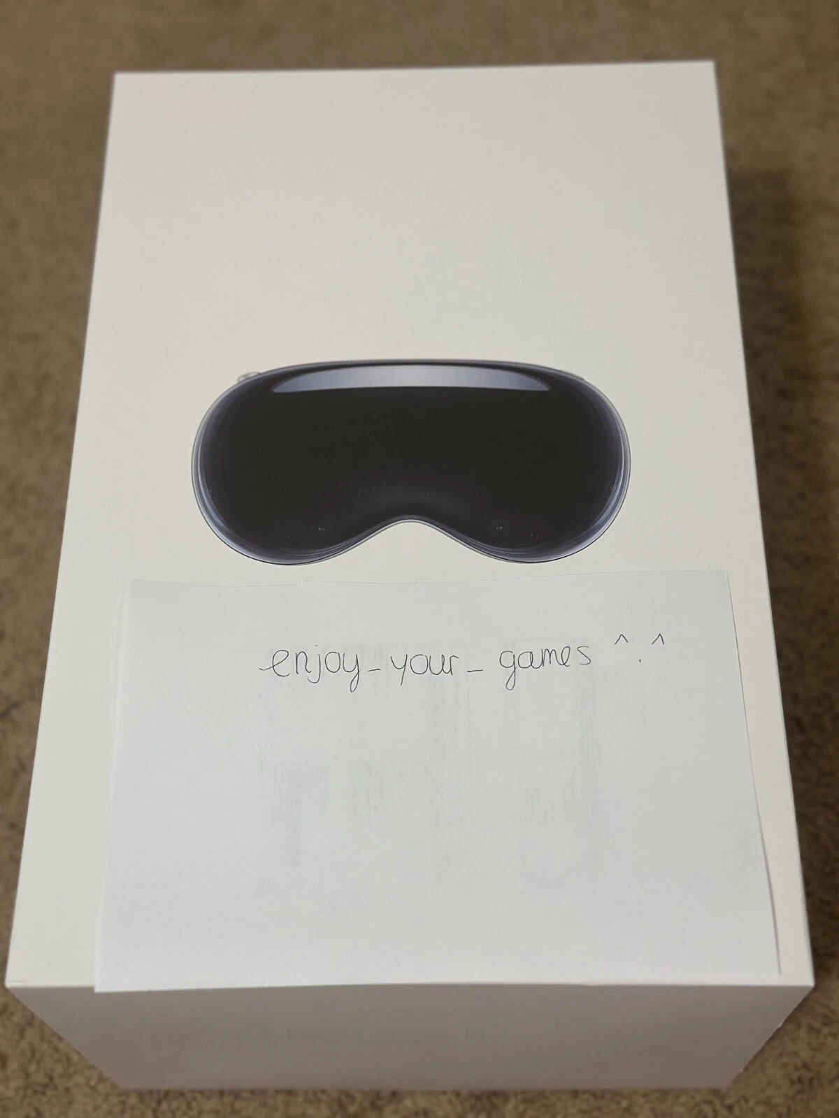 Apple Vision Pro 1TB (2026) – Like New – Complete Set