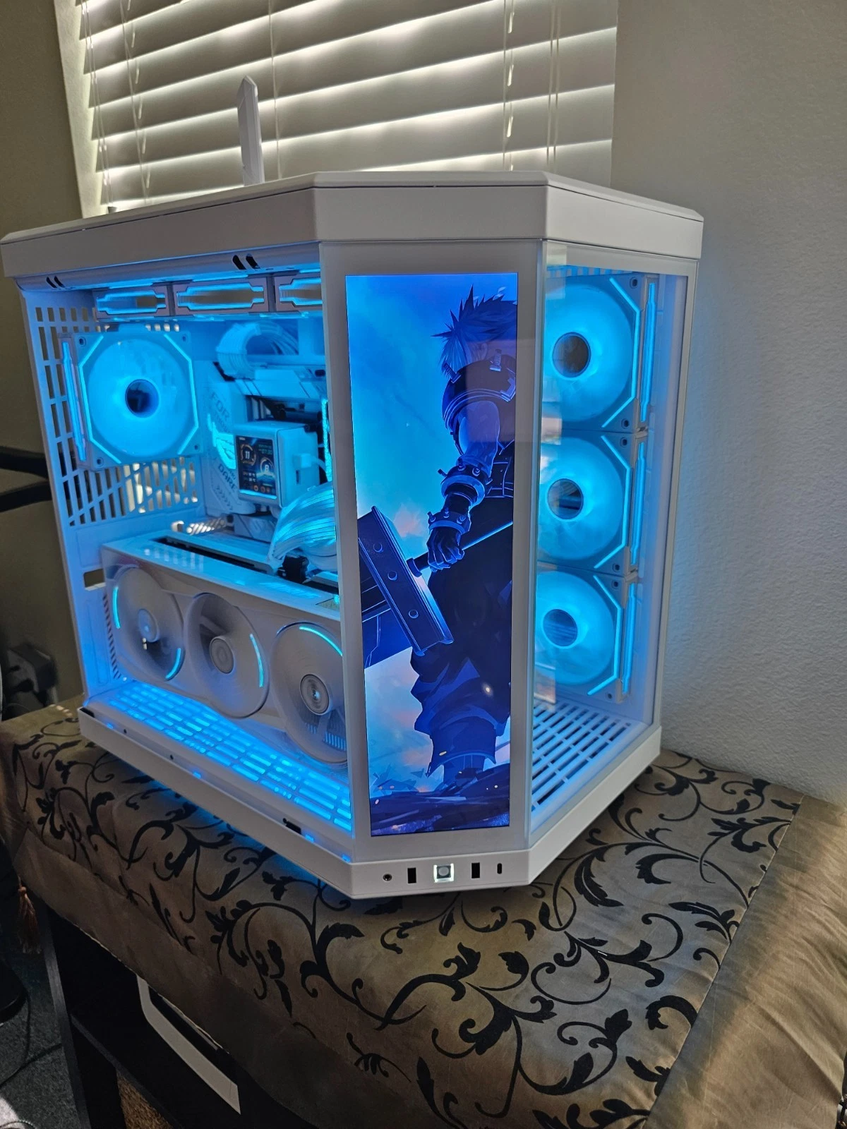 Ryzen 9 9950X3D + RTX 5090 + 96GB + 4TB + Y70 – High FPS Build